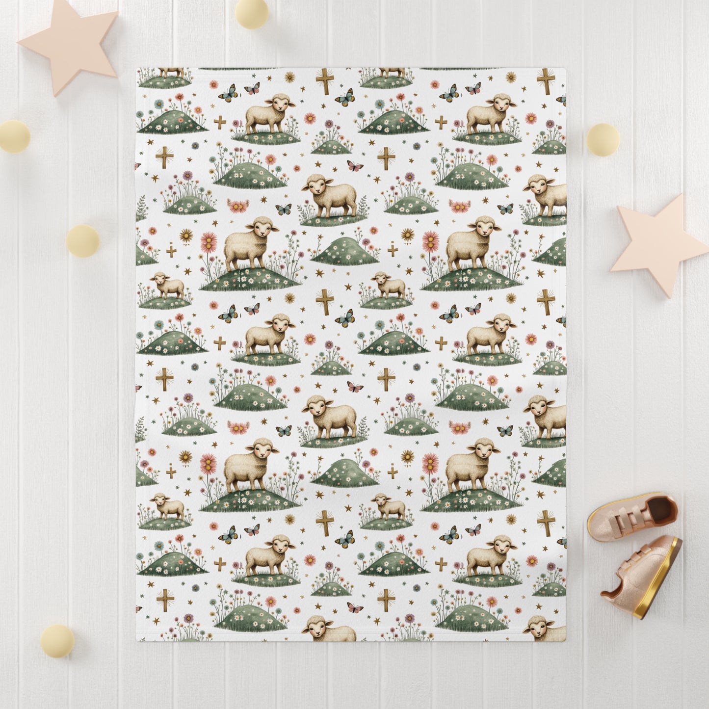 Baby Blanket — Pastoral Lamb Pattern Soft Fleece for Newborns & Baptism Gifts